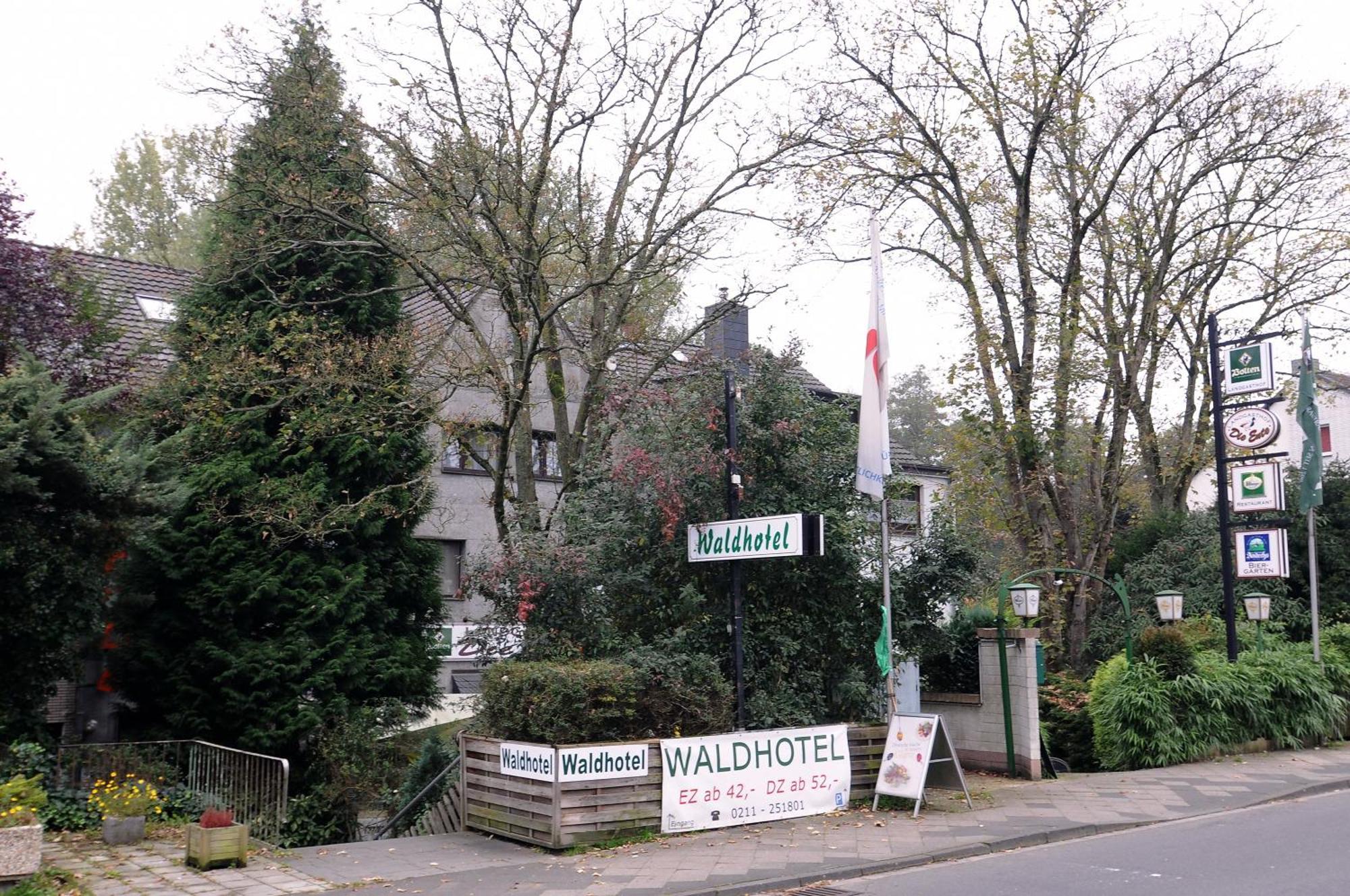 Waldhotel Unterbach Dusseldorf Exterior photo